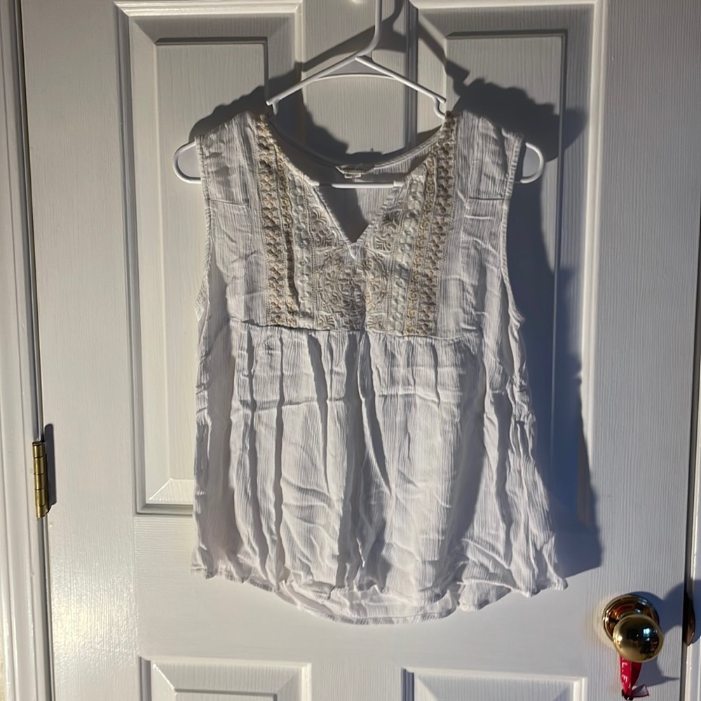 White linen tank